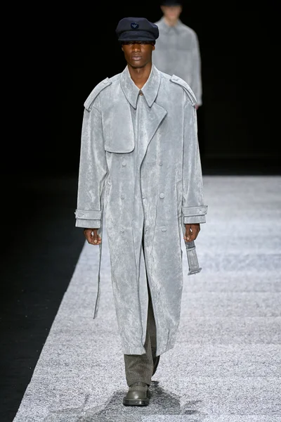 Look 22